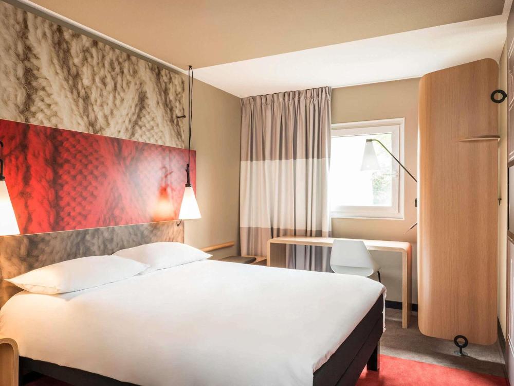 Standard Double Room interior